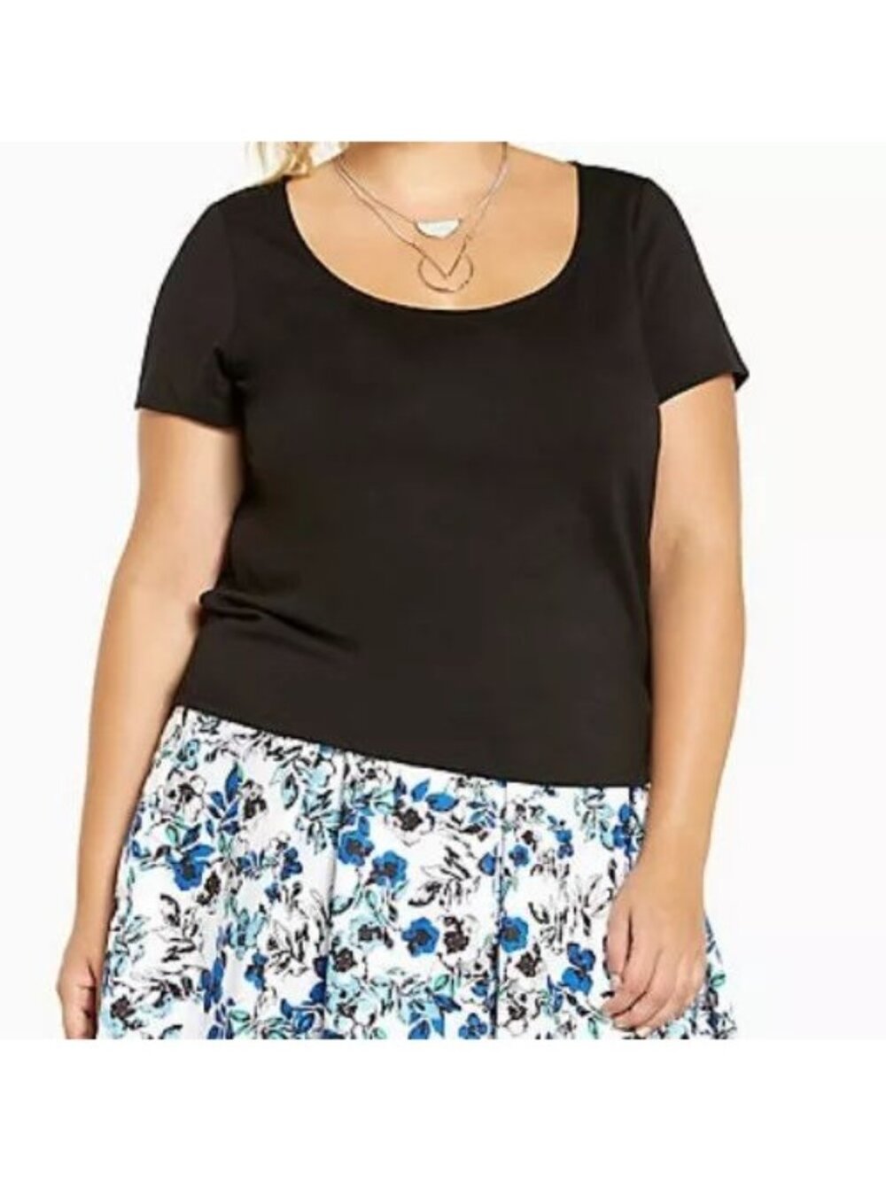 Torrid Size 2x Black Ponte Knit Keyhole CutOut Short Sleeve Top Round Neck